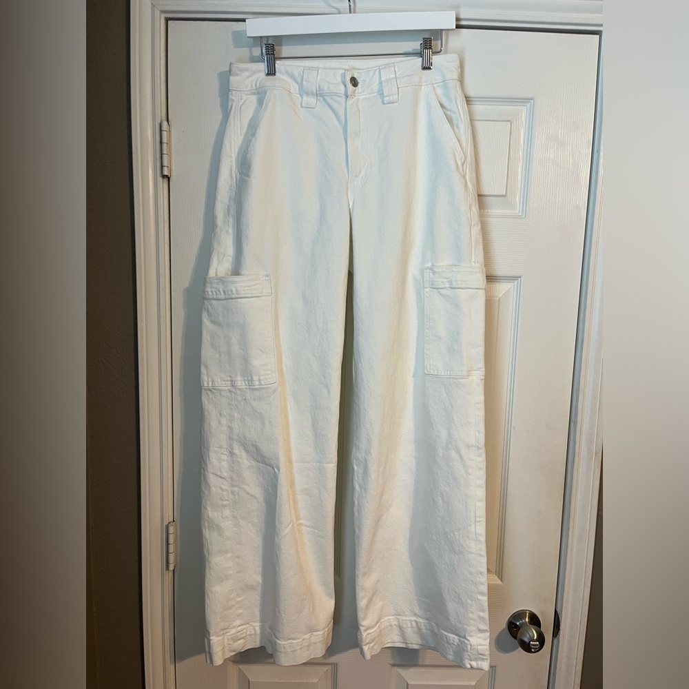 American Eagle Super High Rise Wide Leg Baggy White Cargo Jeans - Picture 4 of 9